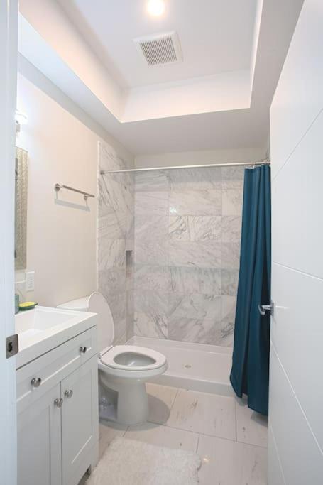 Lovely Studio W Full Kitchen In Heart Of San Diego Exterior photo